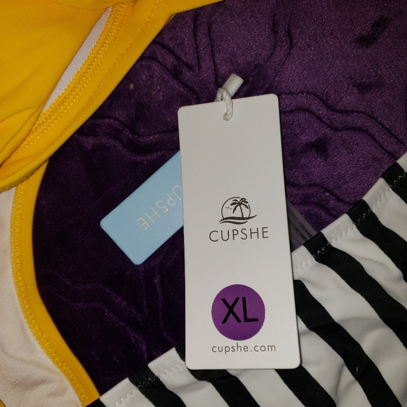 CUPSHE one piece swimsuit - Picture 2 of 2